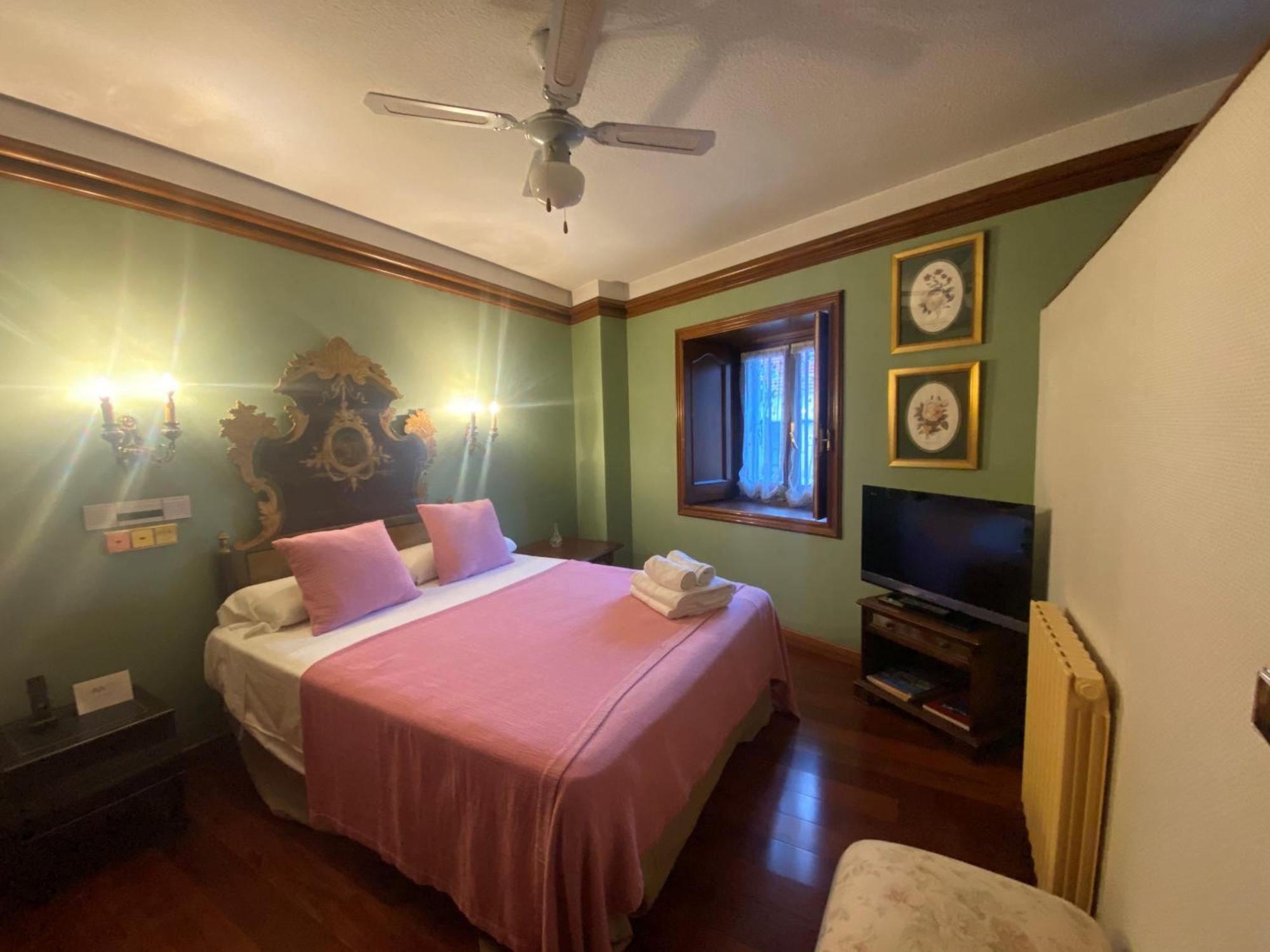 Apartamentos Maria Luisa Burgos Ngoại thất bức ảnh