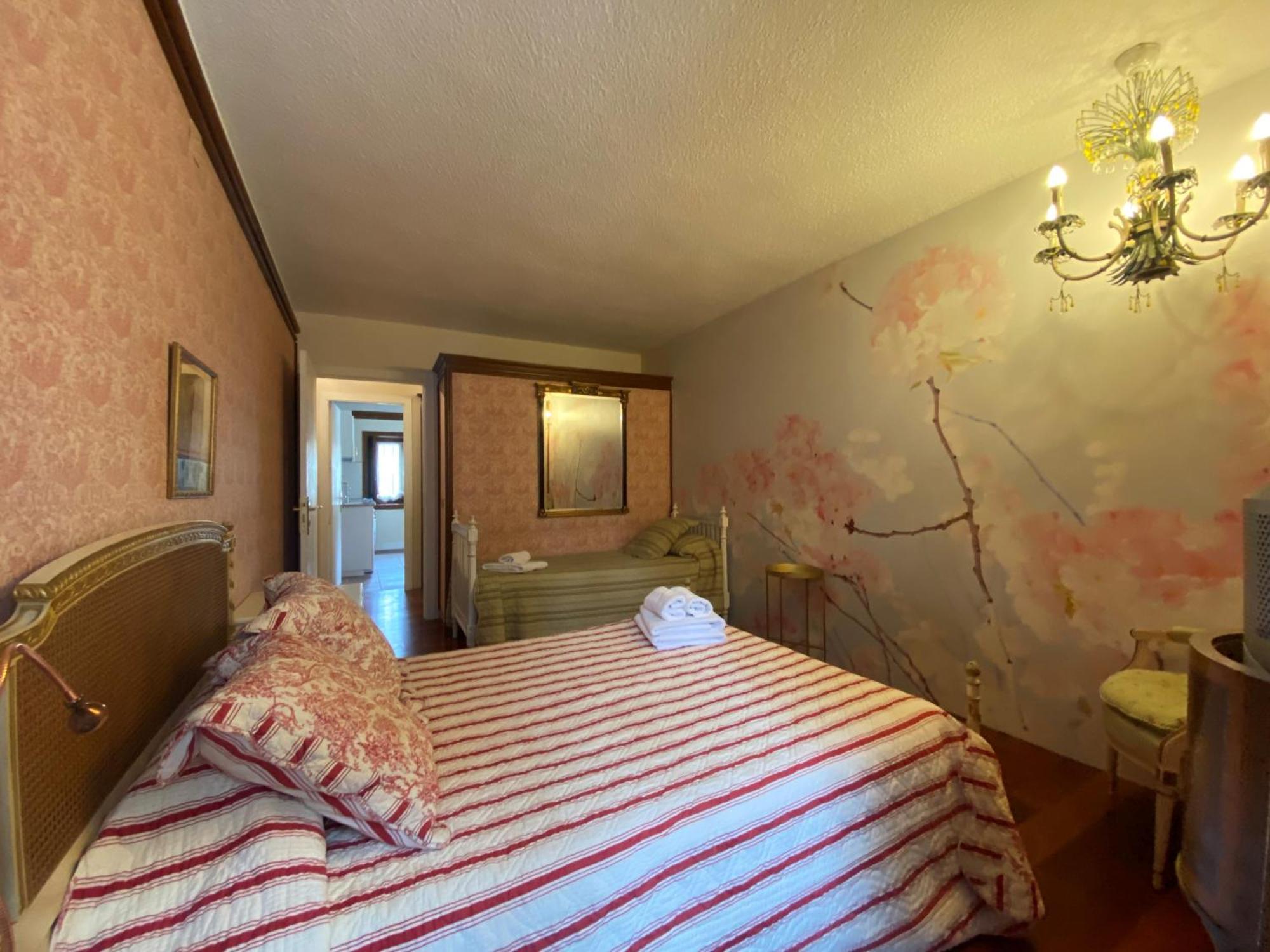 Apartamentos Maria Luisa Burgos Ngoại thất bức ảnh