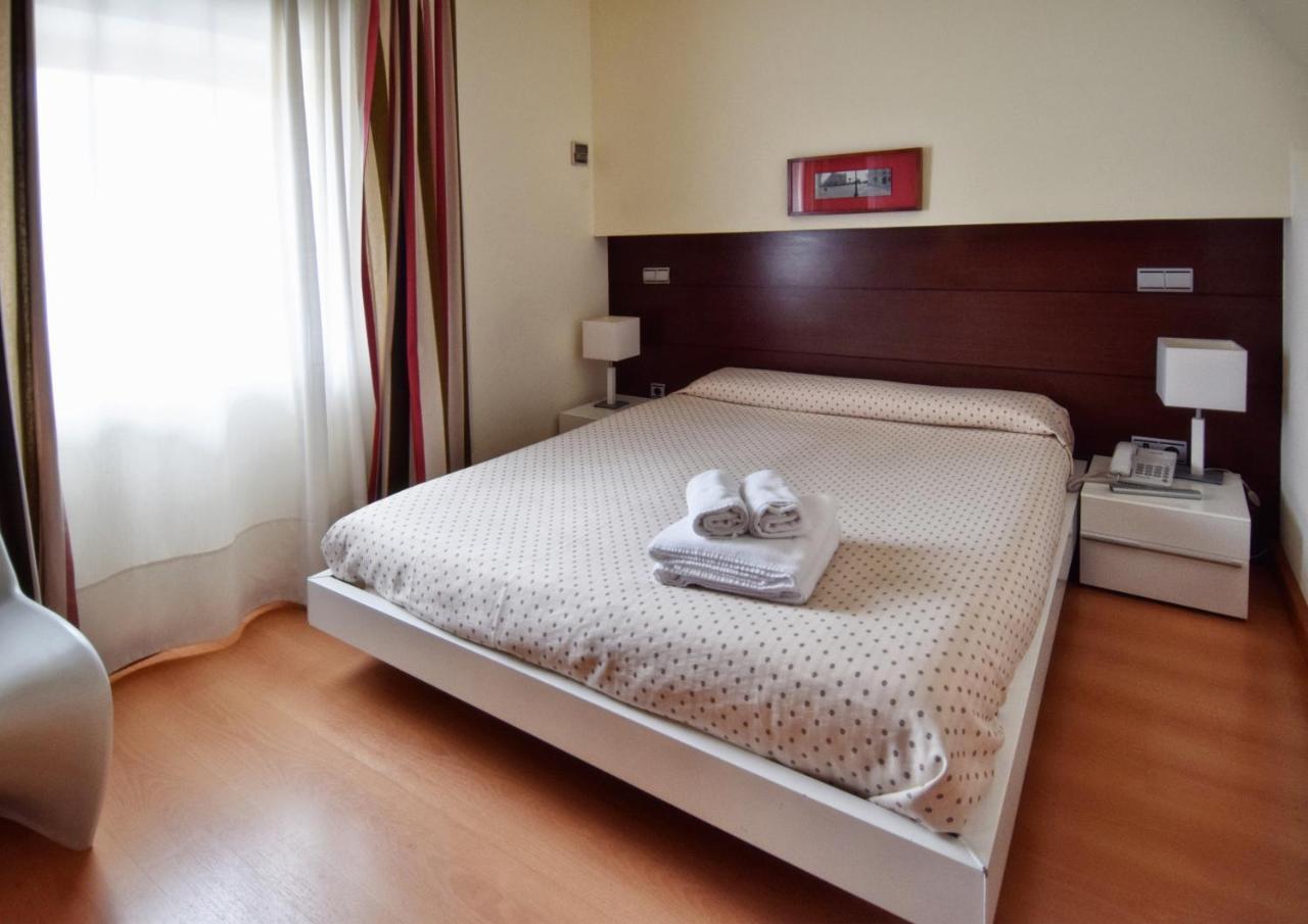 Apartamentos Maria Luisa Burgos Ngoại thất bức ảnh